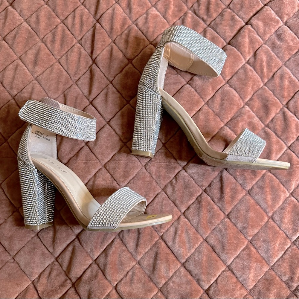 NWT BAMBOO Rhinestone Silver Chunky Block Heel Sandals